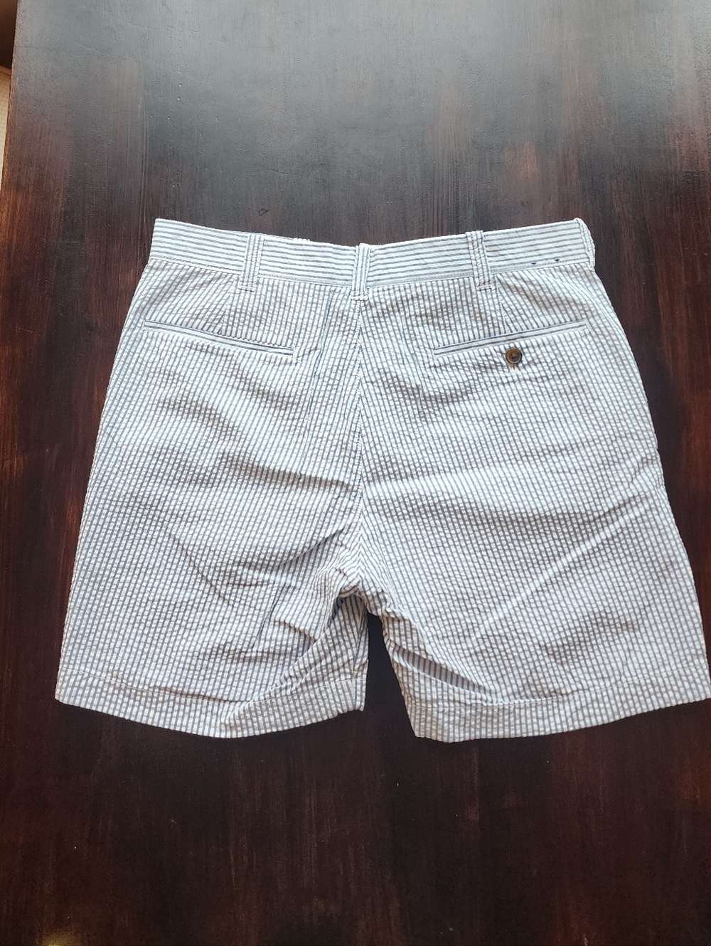 J. Crew Men’s Seersucker Flat Front Shorts - Blue/White Stripe - Picture 2 of 6